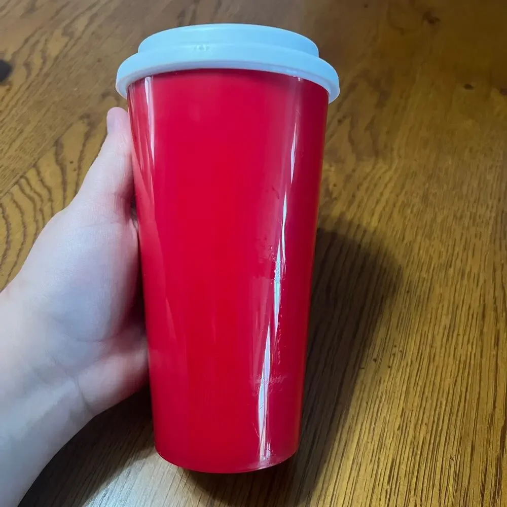 NEW Red Snowflake Christmas Coffee Cup Travel Mug 16 Oz. Tea Hot or Cold w/ Lid
